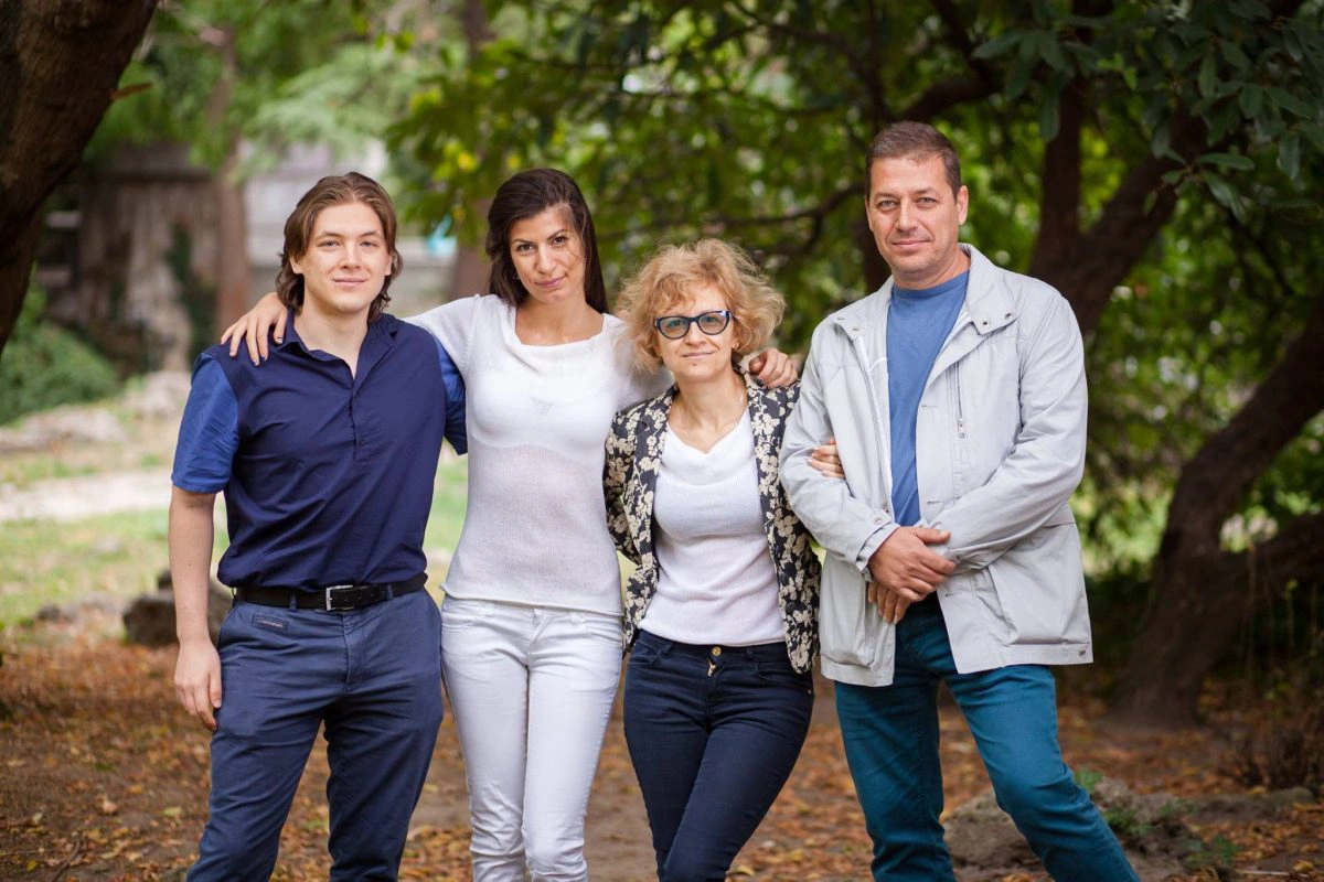 Kniterlandia family – About Us – Brand Story