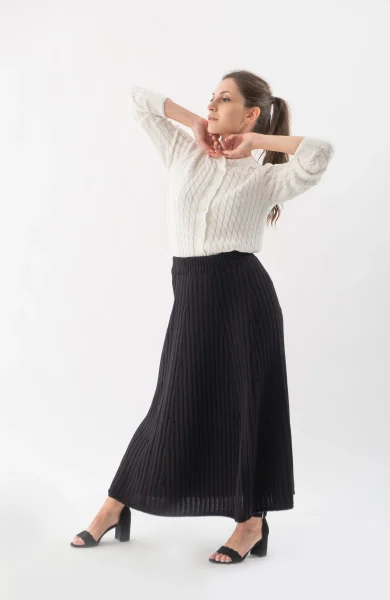 The Ms. Rowe Cardigan in Classic White – The Cotton Capsule